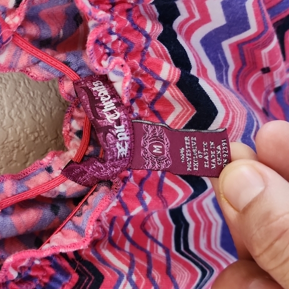 Chevron-patterned girls’ blouse by Epic Threads Size M (10/12) - Picture 4 of 5